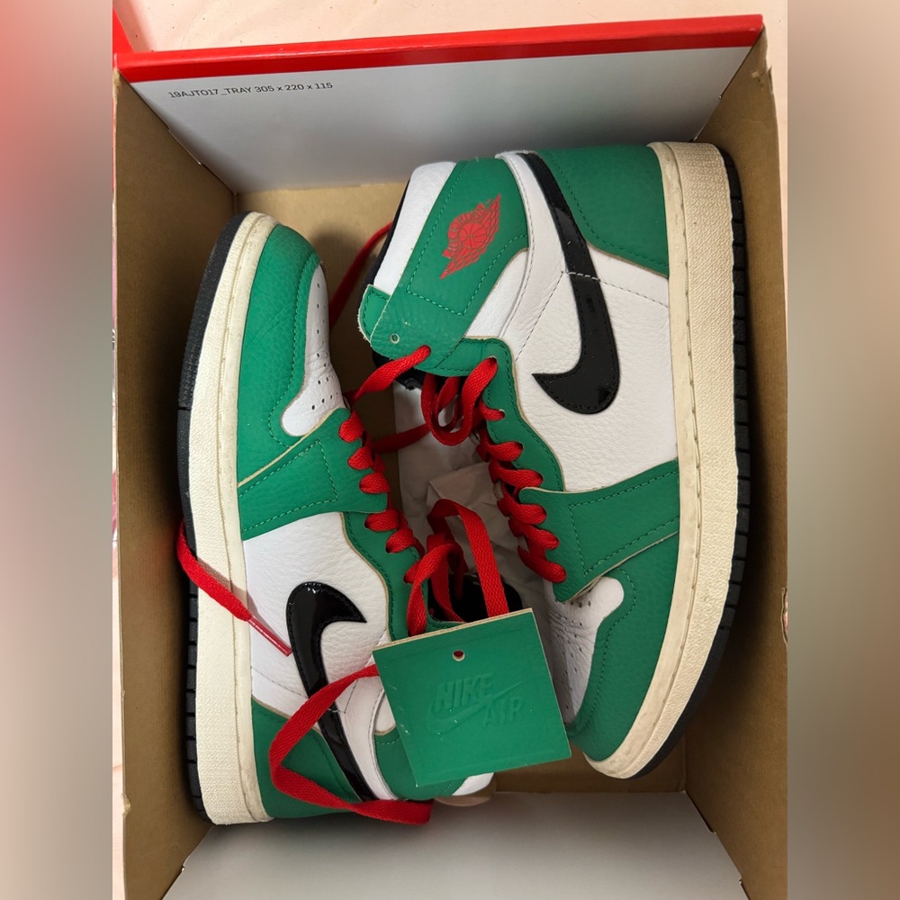 Vintage Nike sneakers